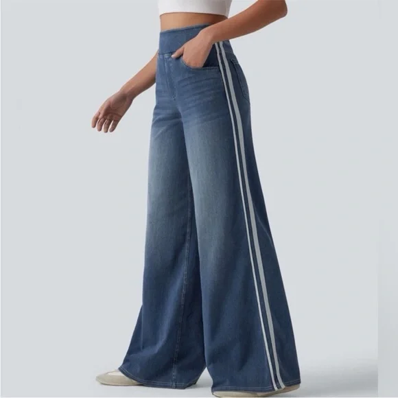 NWOT Halara Flex High Waisted Stripe Wide Leg Flowy Washed Casual Jeans Pockets - Picture 1 of 8